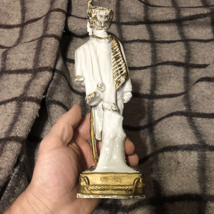 Антикварная Фарфоровая статуэтка "De Beauharnais"