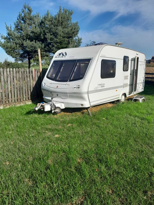 Przyczepę camping do samochodu