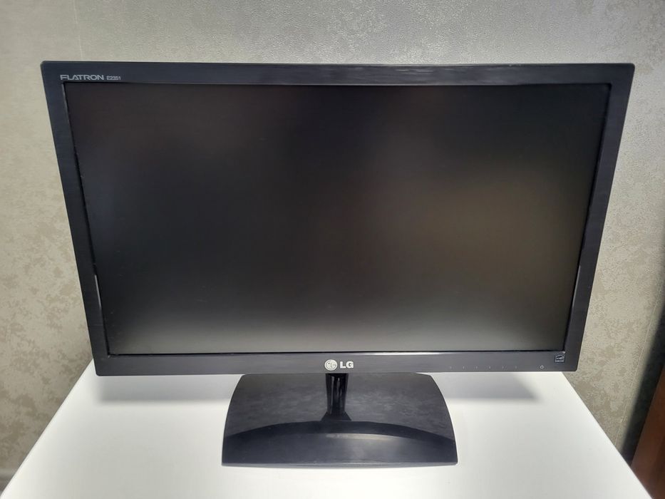 Монітор LG Flatron