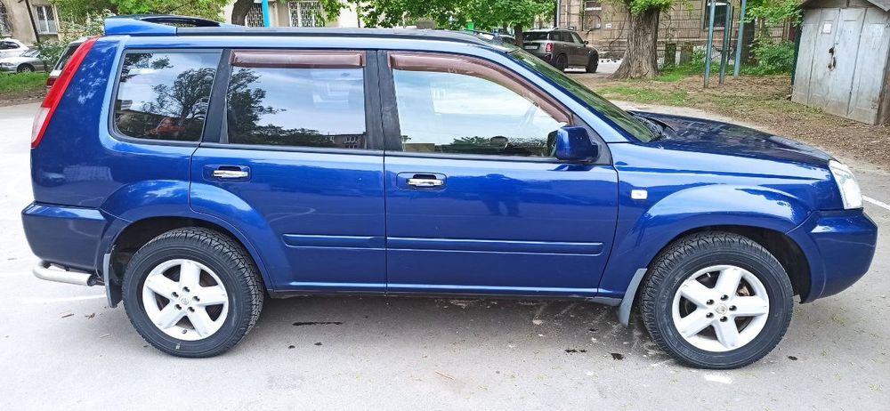 Продам Ниссан x-trail t30 2.2 дизель рестайл