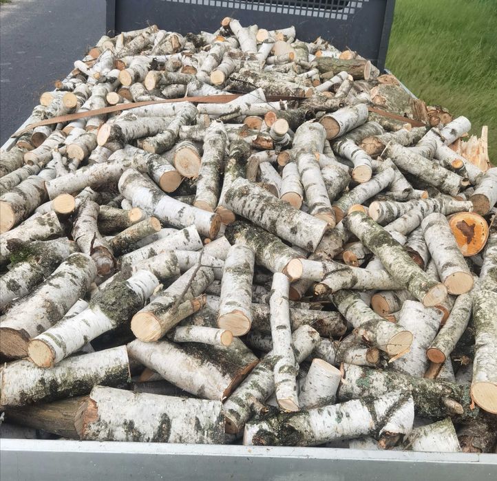 Drewno opałowe liściaste dąb buk brzoza suche