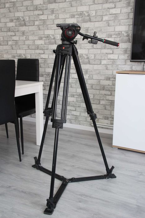 Statyw filmowy Manfrotto 546 GB z głowicą 504HD