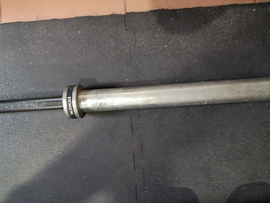 ROGUE - bumpers/discos e barra olímpica