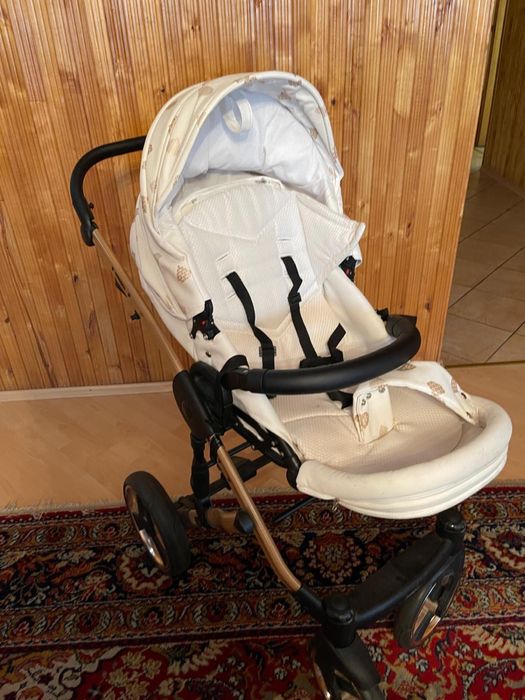 Wózek z gondolą i spacerówką