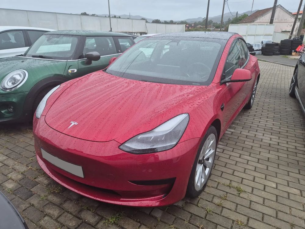 Tesla Model 3 Standard Range Plus RWD
