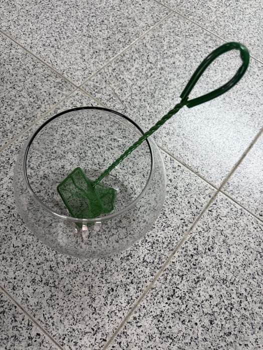 Aquario de peixe e rede