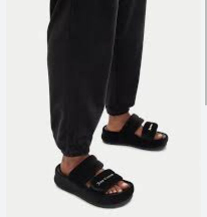 Шльопанці на платформі,велюр.