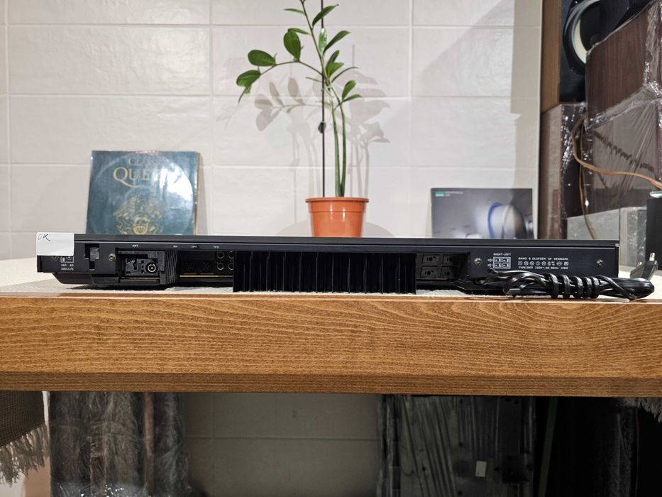 Bang & Olufsen BeoMaster 3000 (1985)