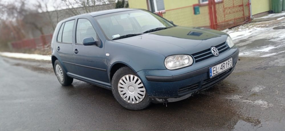 Volkswagen Golf IV hatchback 1.6 ! klimatronik ! czujniki parkowania !