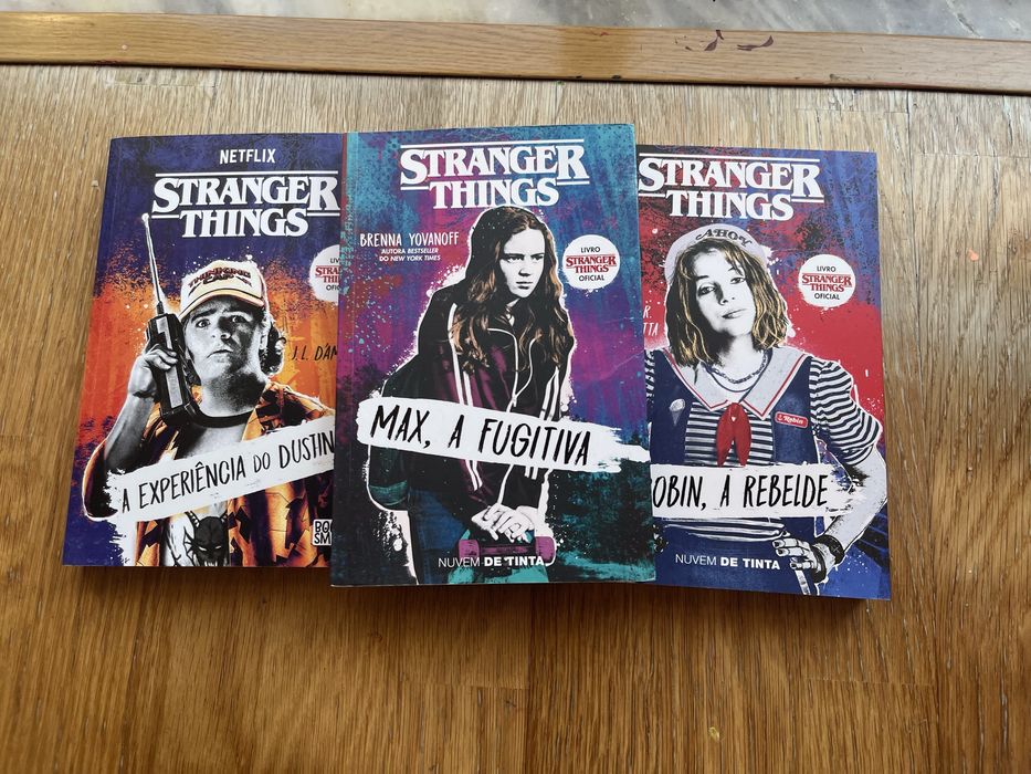 Livros de Stranger things - Max, Dustin, Robin