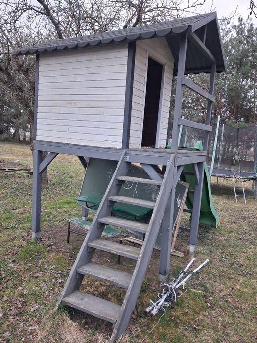 Sprzedam drewniany domek dla dzieci