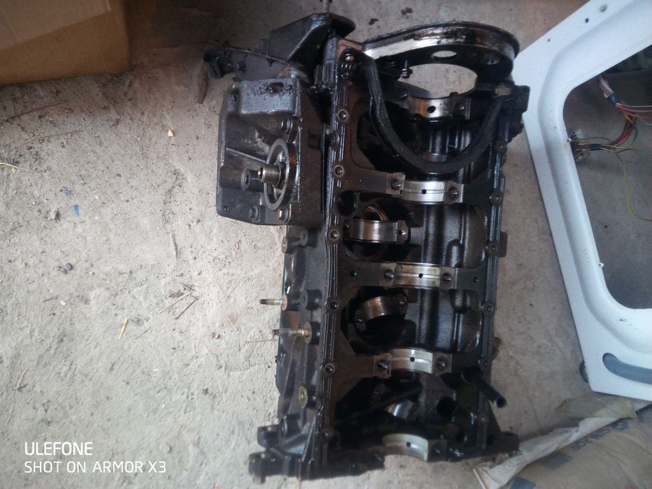 Bloco Ford S-Max 125Cv TDCI para venda juntamente com muito material