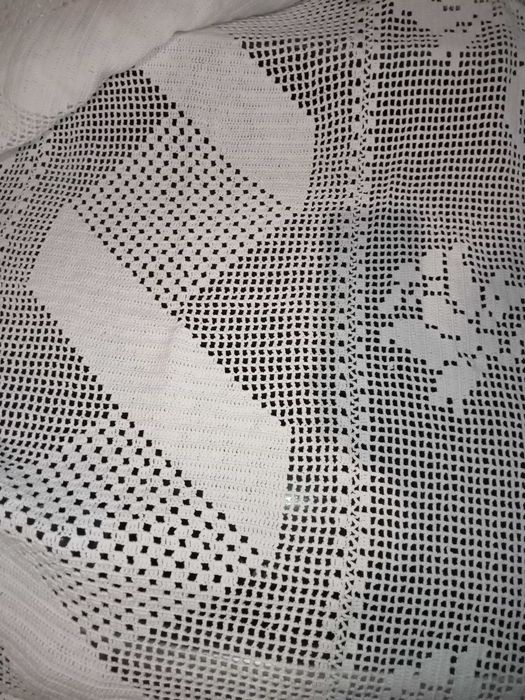 Colchas de renda e toalhas de renda