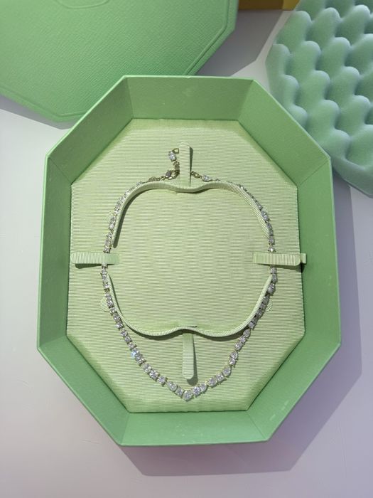 Swarovski, Naszyjnik Mesmera