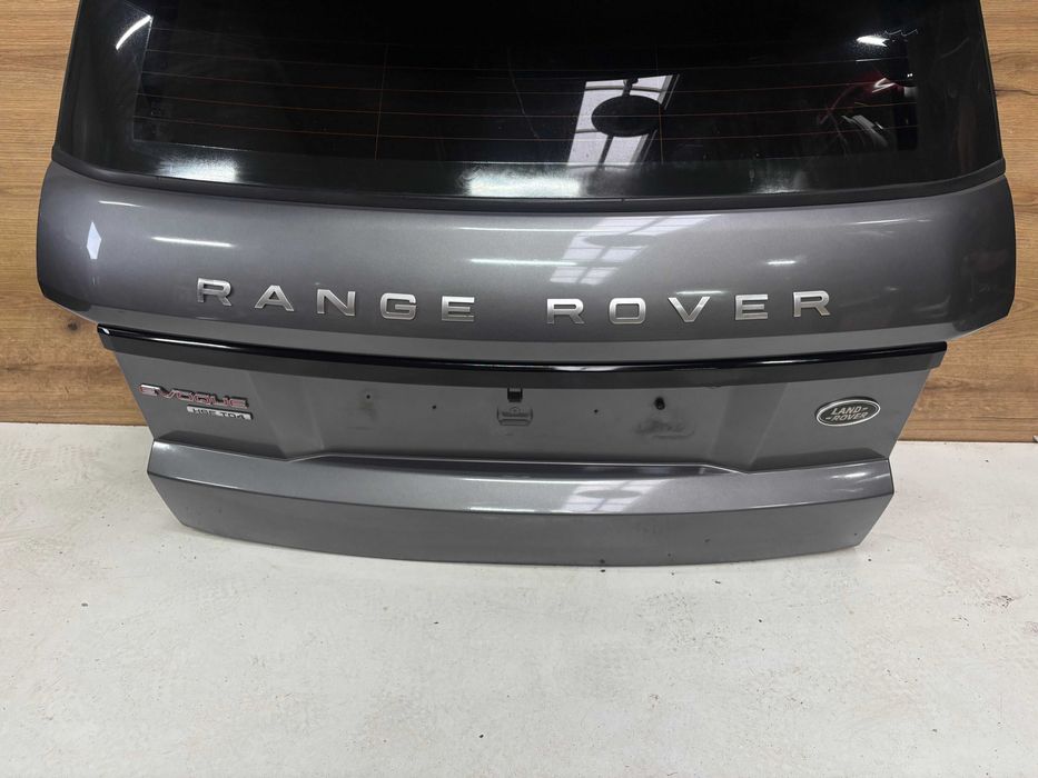 klapa bagażnika range rover evoque