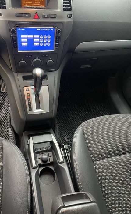 Продам Opel ZAFIRA B