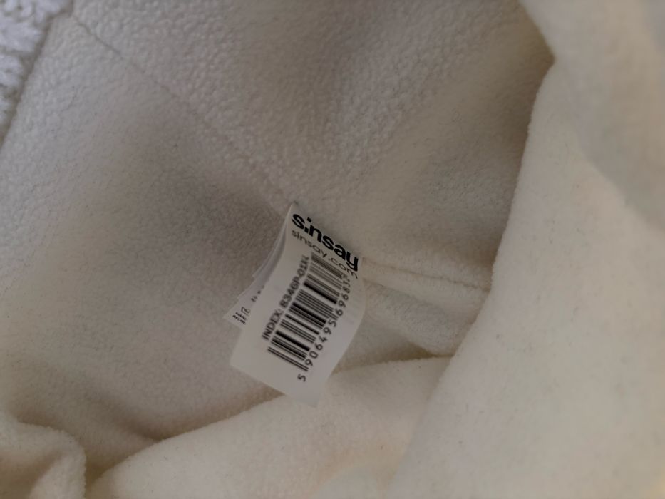 Зимова дитяча  шапка