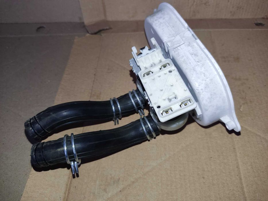 Клапан подачи воды в сборе 33490139 Whirlpool AWS61212