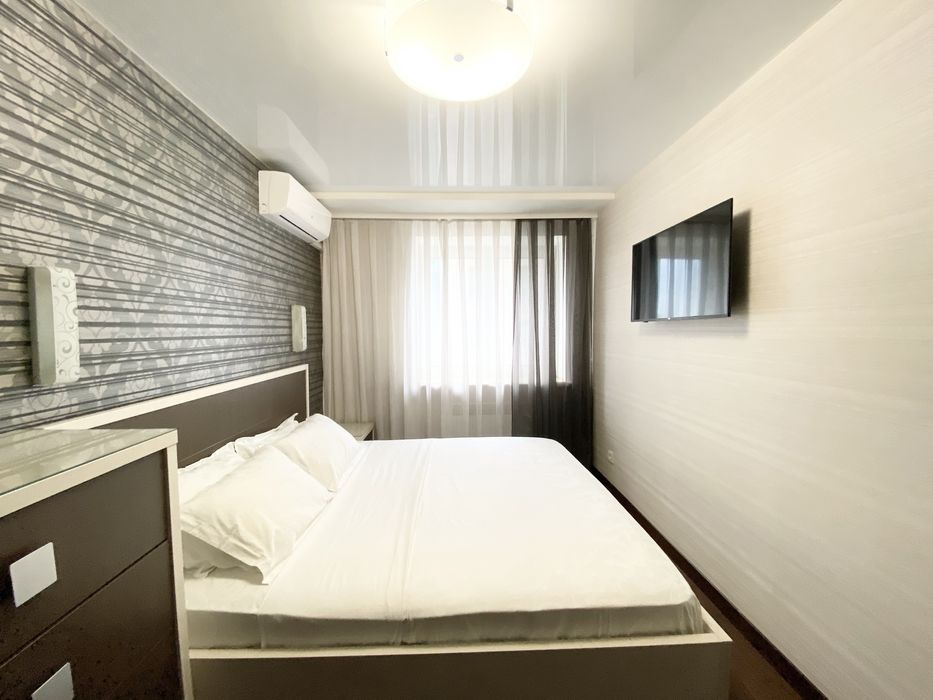 Люкс в центре, вид на Днепр