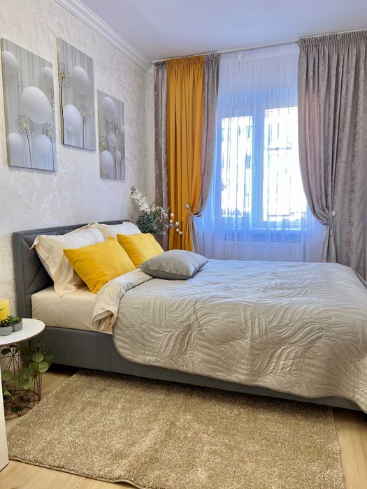 Центр Вул. Руська. 2- кімнати. Квартира подобово