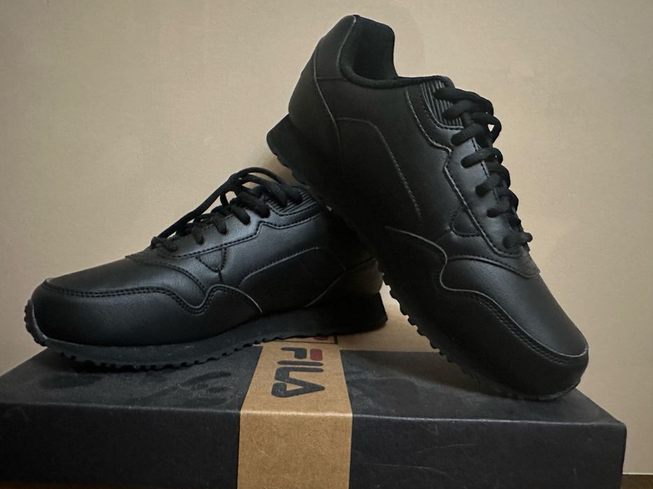 Шкіряні кросівки Fila original