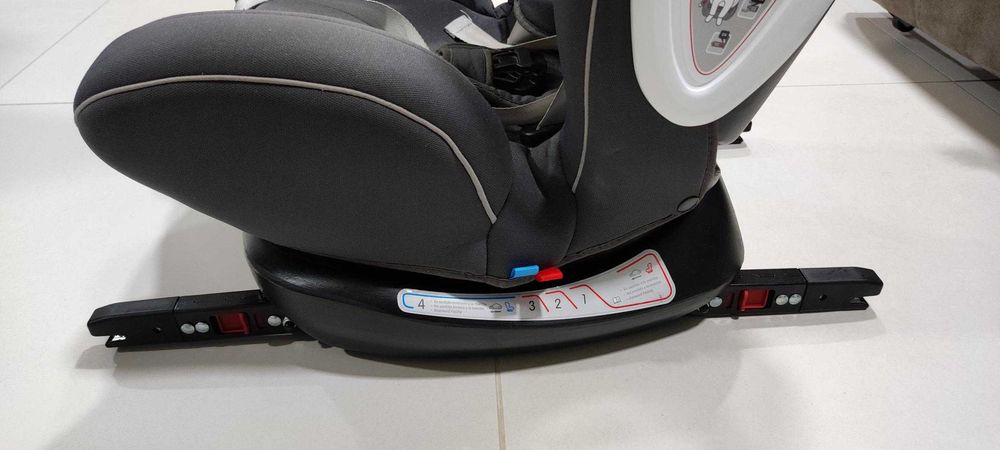 Cadeira auto MORE WERDU (C/Isofix) - COMO NOVA