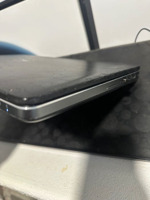 laptop Dell Precision 7520 ekran 17 cali