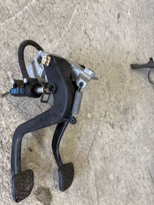 Pedały pedał sprzęgła hamulca europa bmw e46