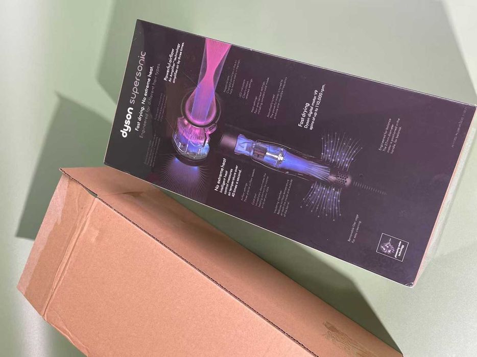 【NOWA Z FOLIĄ】Suszarka do włosów - idealny prezent swiatezeny