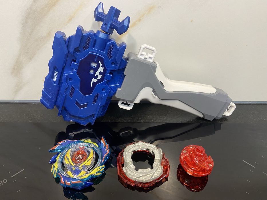 Beyblade Burst B-73 God Valkyrie