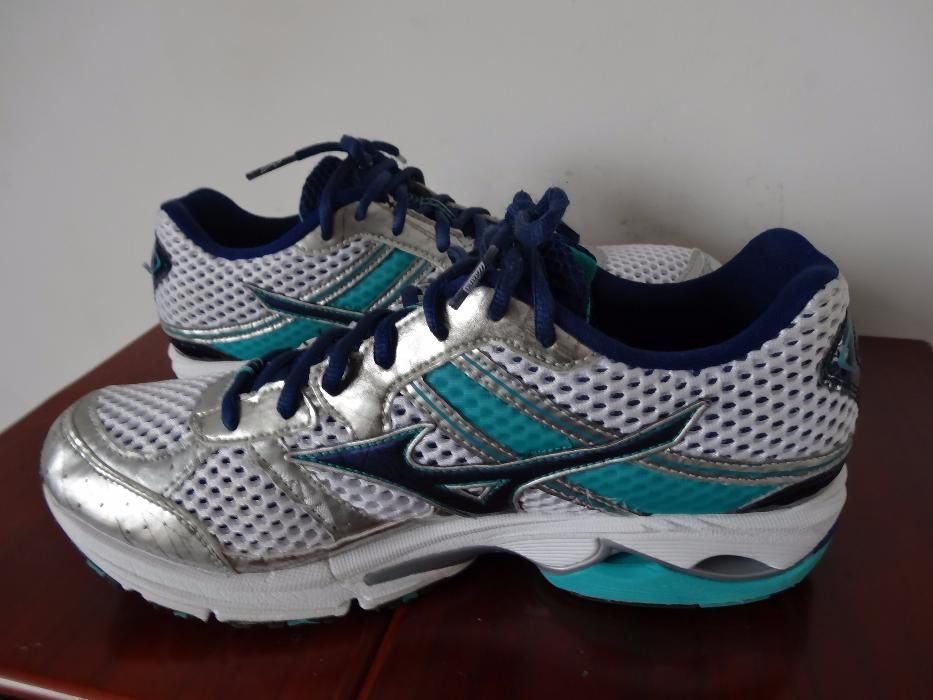 Buty Mizuno wave rider 15 roz 40  Do Biegania Sportowe