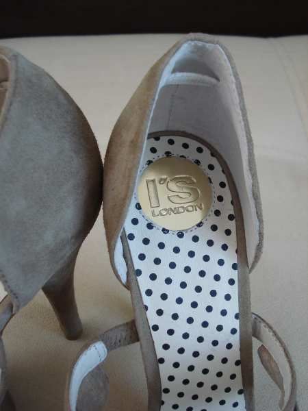 Sandały I'S LONDON roz.37 -- NOWE --