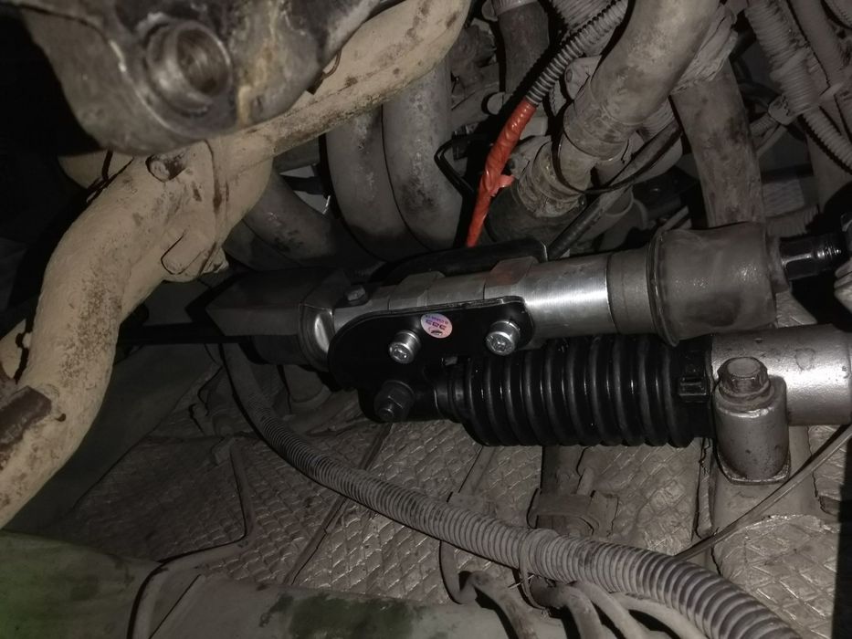 Трапеция рулевых тяг на шарнирах Таврия Славута