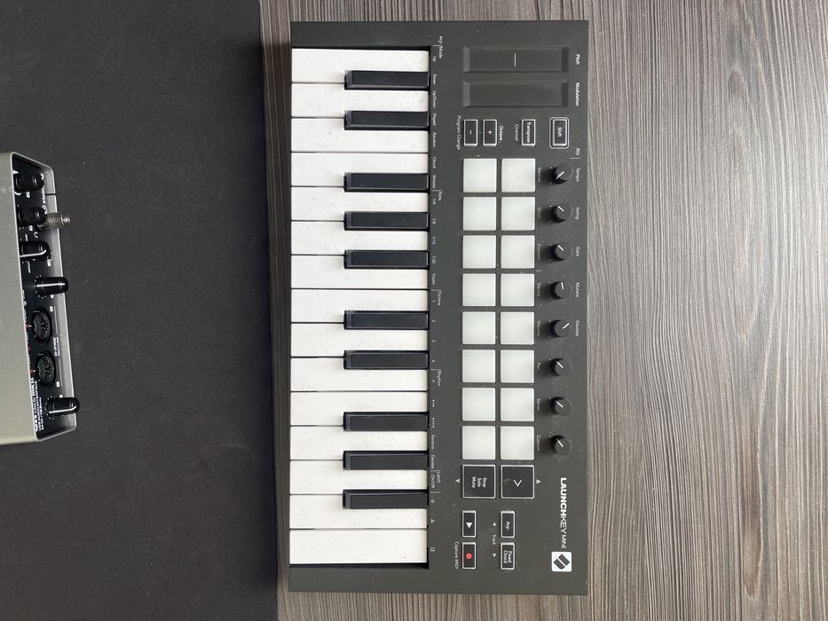 Novation Launchkey MINI MK3
