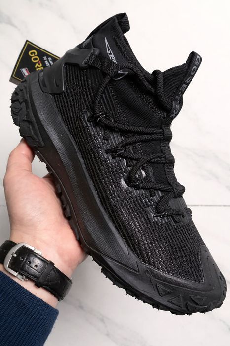 Без передплати Бомбические мужские кроссовки Nike acg Mountain Fly 2