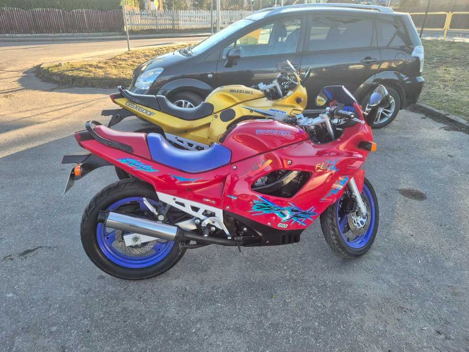 Motocykl Suzuki GSX 600F