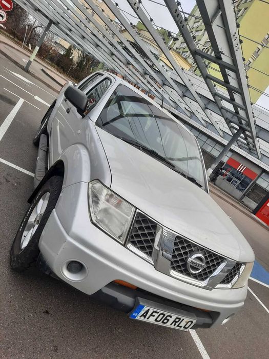 Nissan Navara • 2.5 Diesel • Повний привід • Свіжепригнана