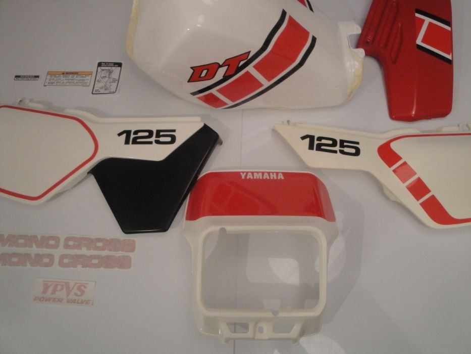 Autocolantes Yamaha DT125 LC YPVS MK4 - VER IMAGENS