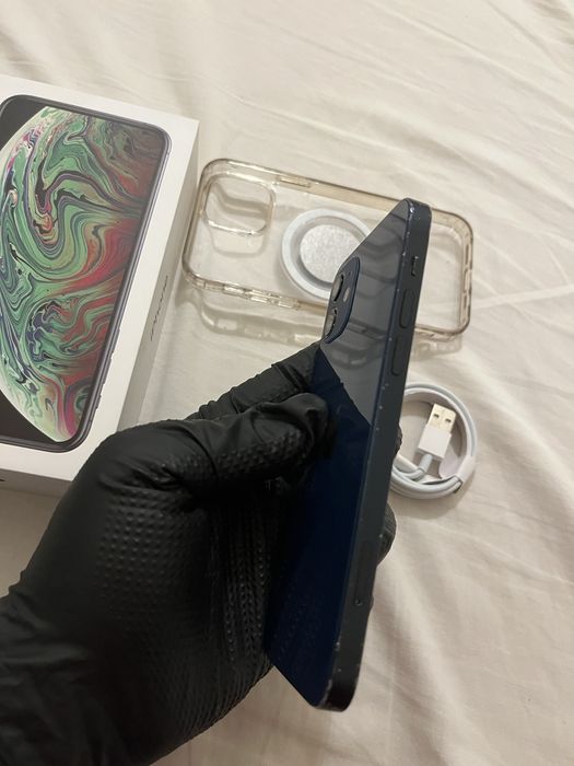 Iphone 12 azul 64 gigas