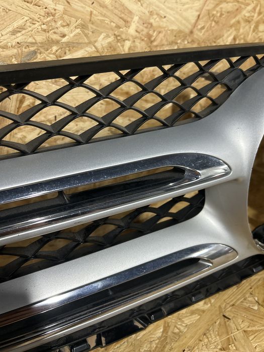 Grelha original Mercedes GLC W253