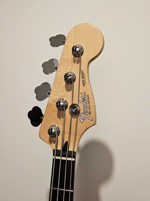 Fender Standard Jazz Bass RW Midnight Wine