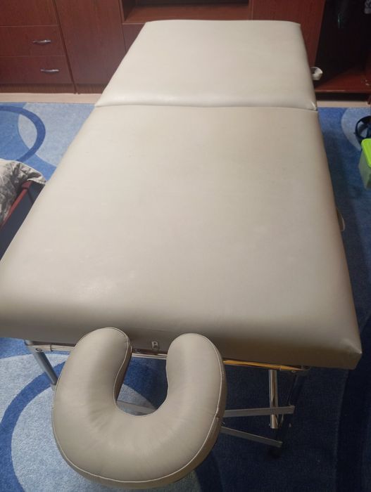 Продаю кушетку в дуже гарному стані