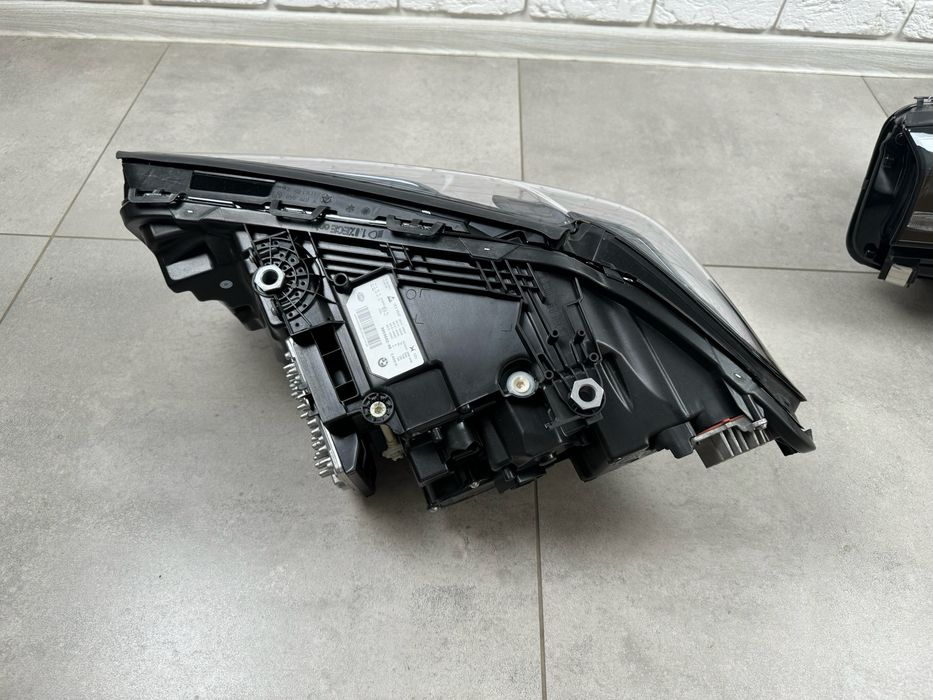 Фары левая правая Shadow Line Adaptive LED LCI BMW G30 G31 2020-2023