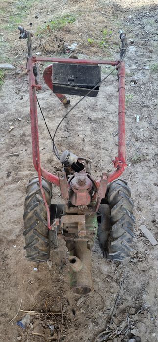 Traktorek dzik MF 70