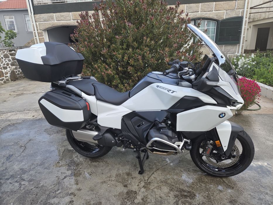 Moto BMW 1300 RT 2025