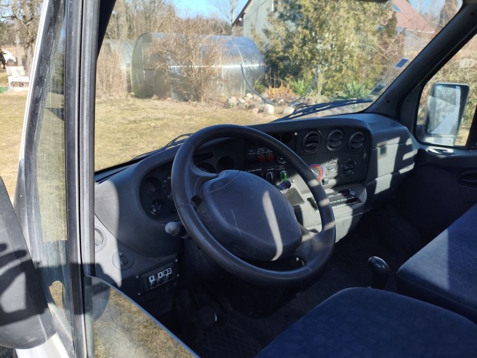 Podnośnik koszowy Iveco comilev