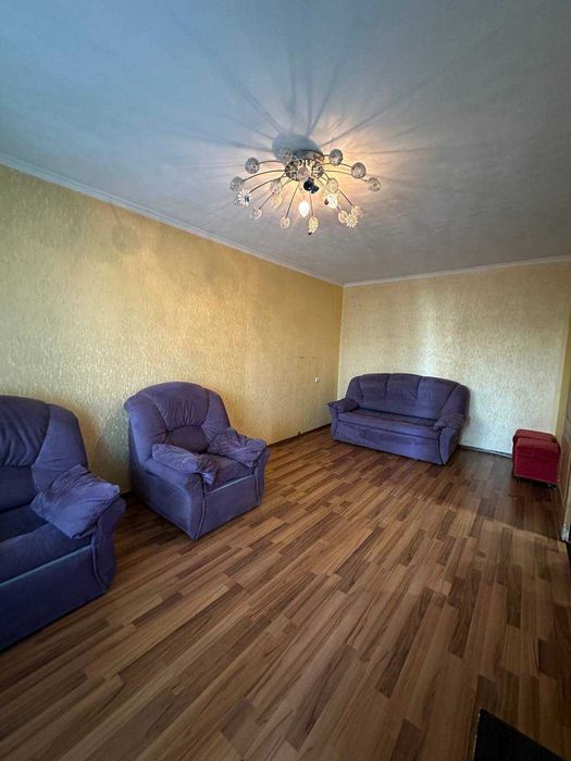 Продам 2к квартиру на Левобережном 2, переулок Крушельницкой 18