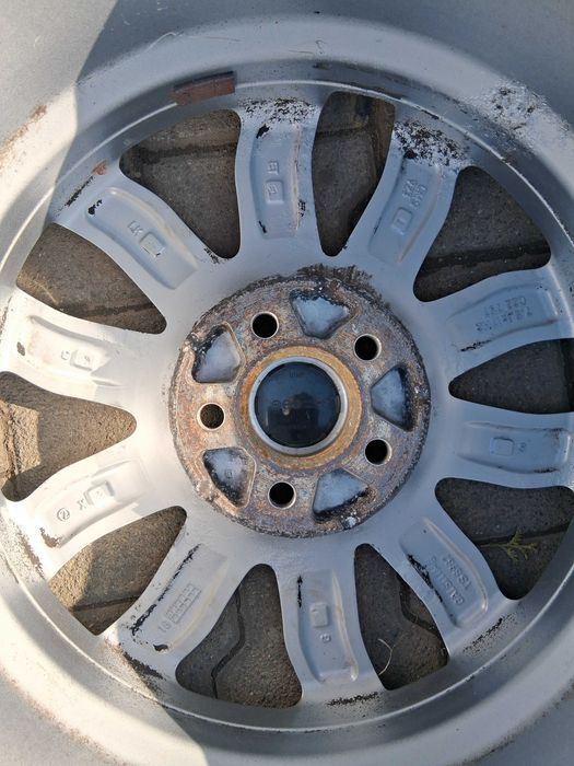 Sprzedam  Alu felgi 5x108x 17x ET52