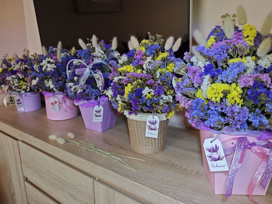 Композиції з сухоцвітів