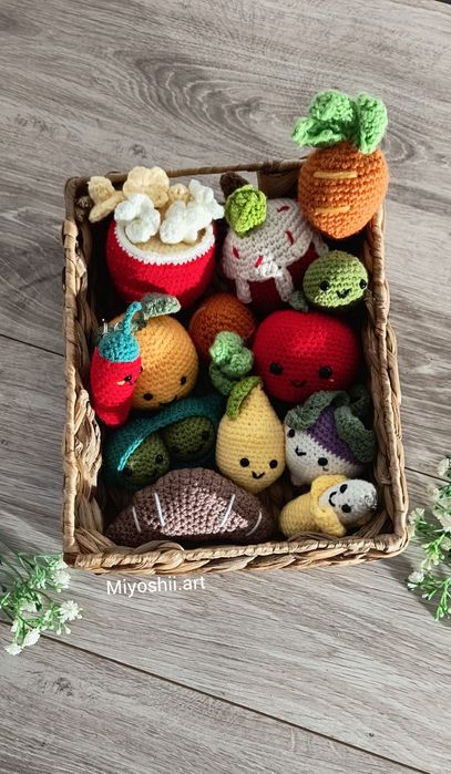 Jedzenie na szydełku warzywa i owoce